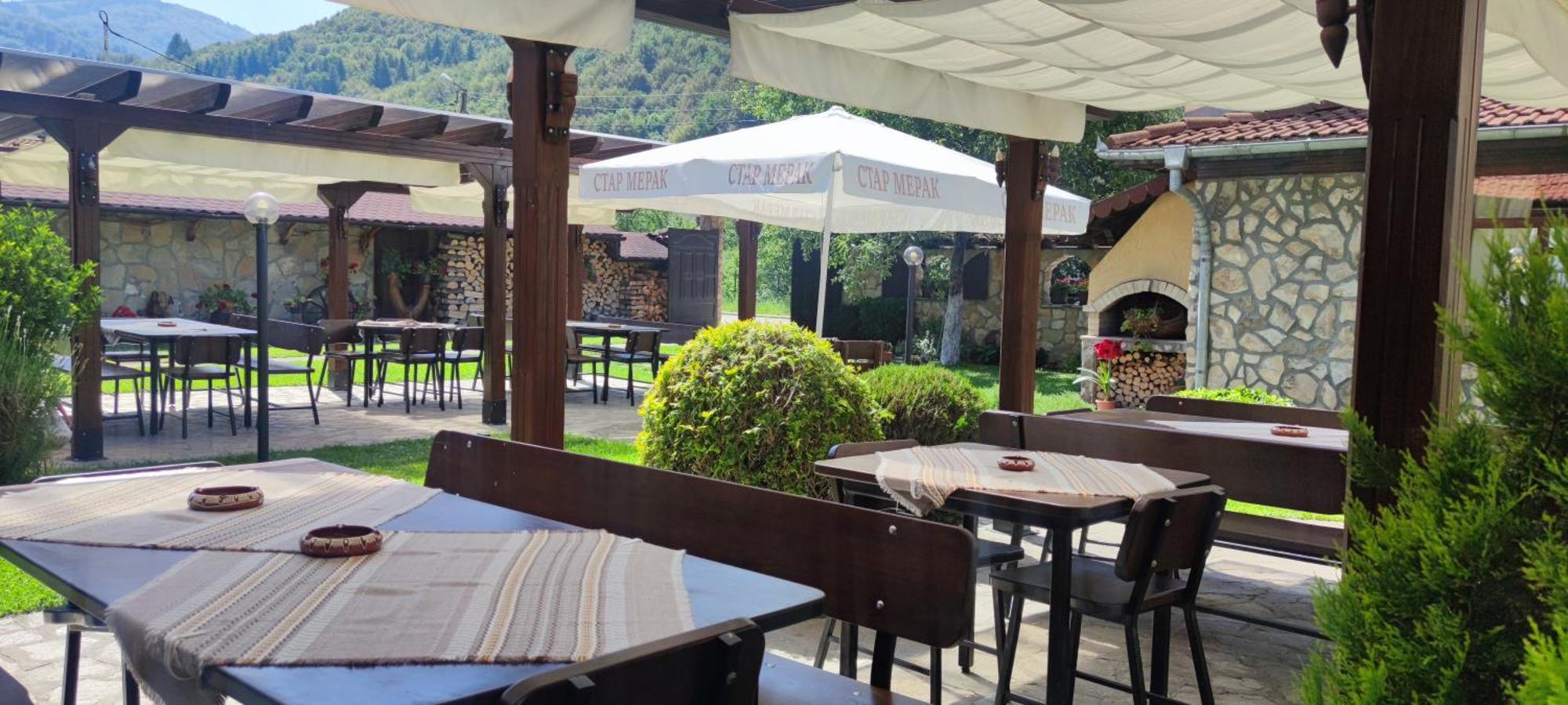 Стар Мерак Hotel Рибарица Екстериор снимка